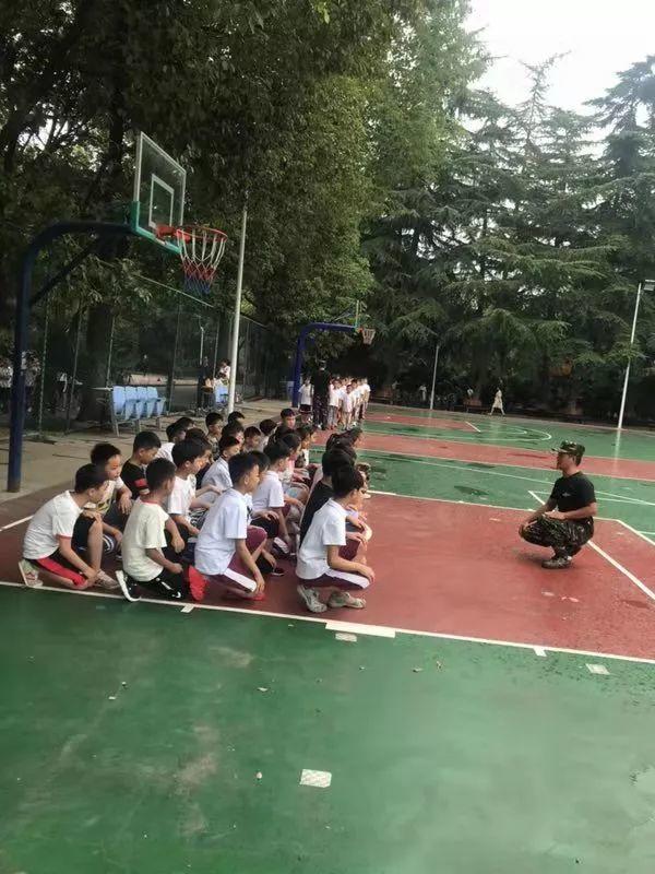 磨炼意志，蜕酿生长——太阳集团81068网址都会森林学校小学部2019—2020学年军事会操演习